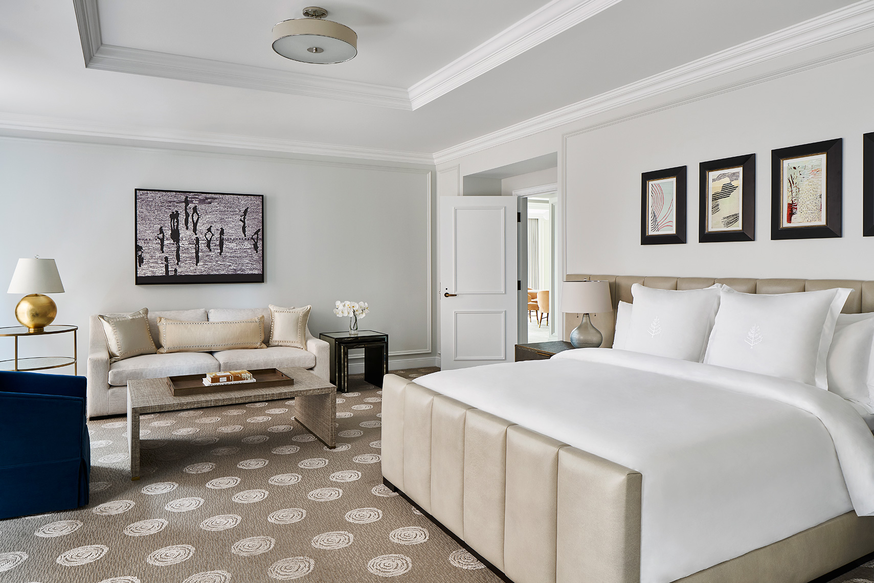 Four Seasons Hotel Washington DC - Master Bedroom Presidential Suite
