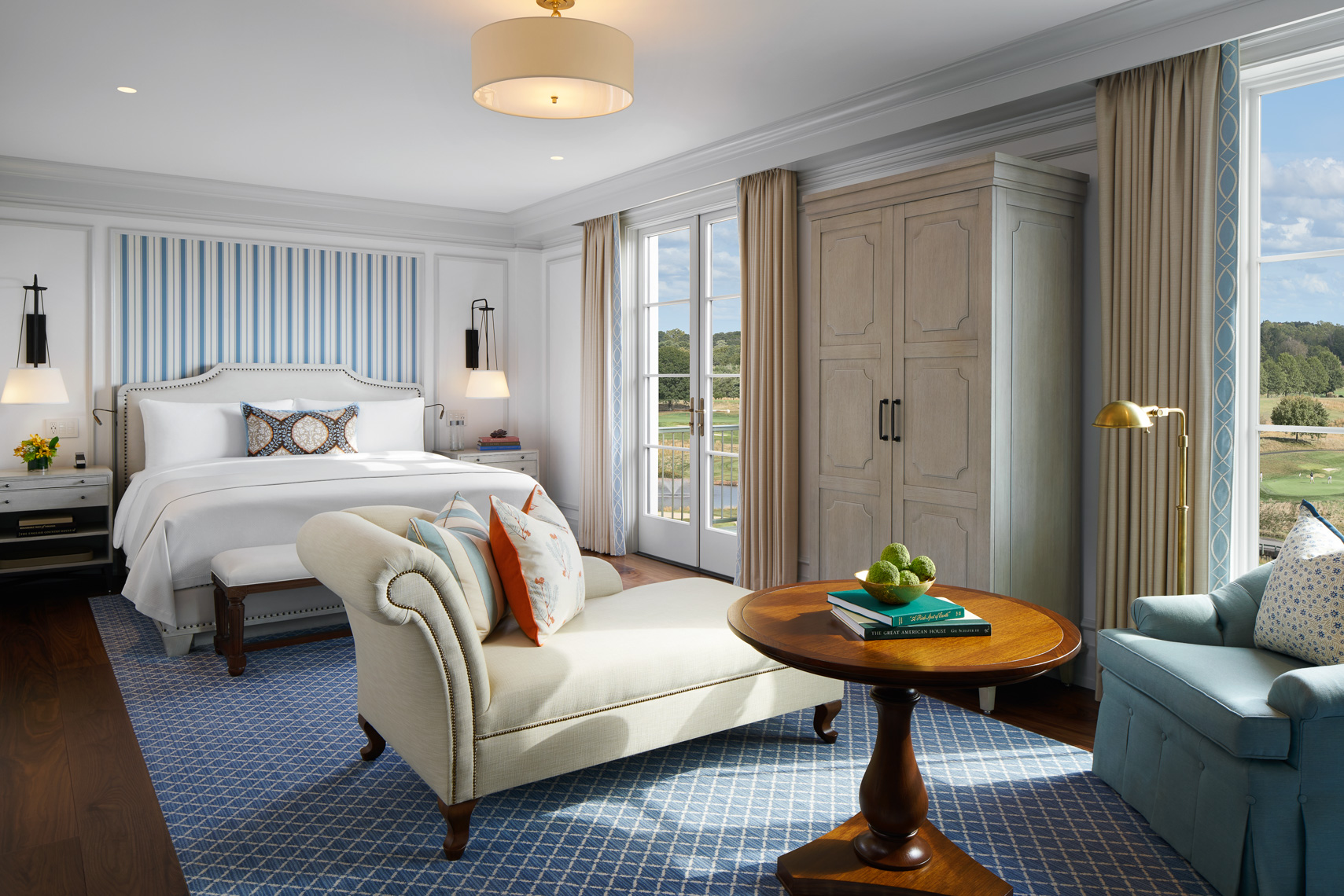 Keswick Hall Luxury Resort Hotel - Estate King Bedroom