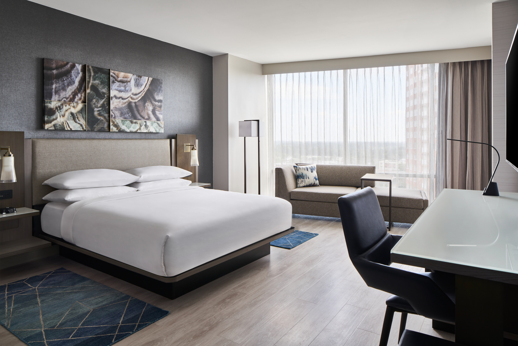 Bethesda North Marriott Hotel & Conference Center - Corner King Bedroom