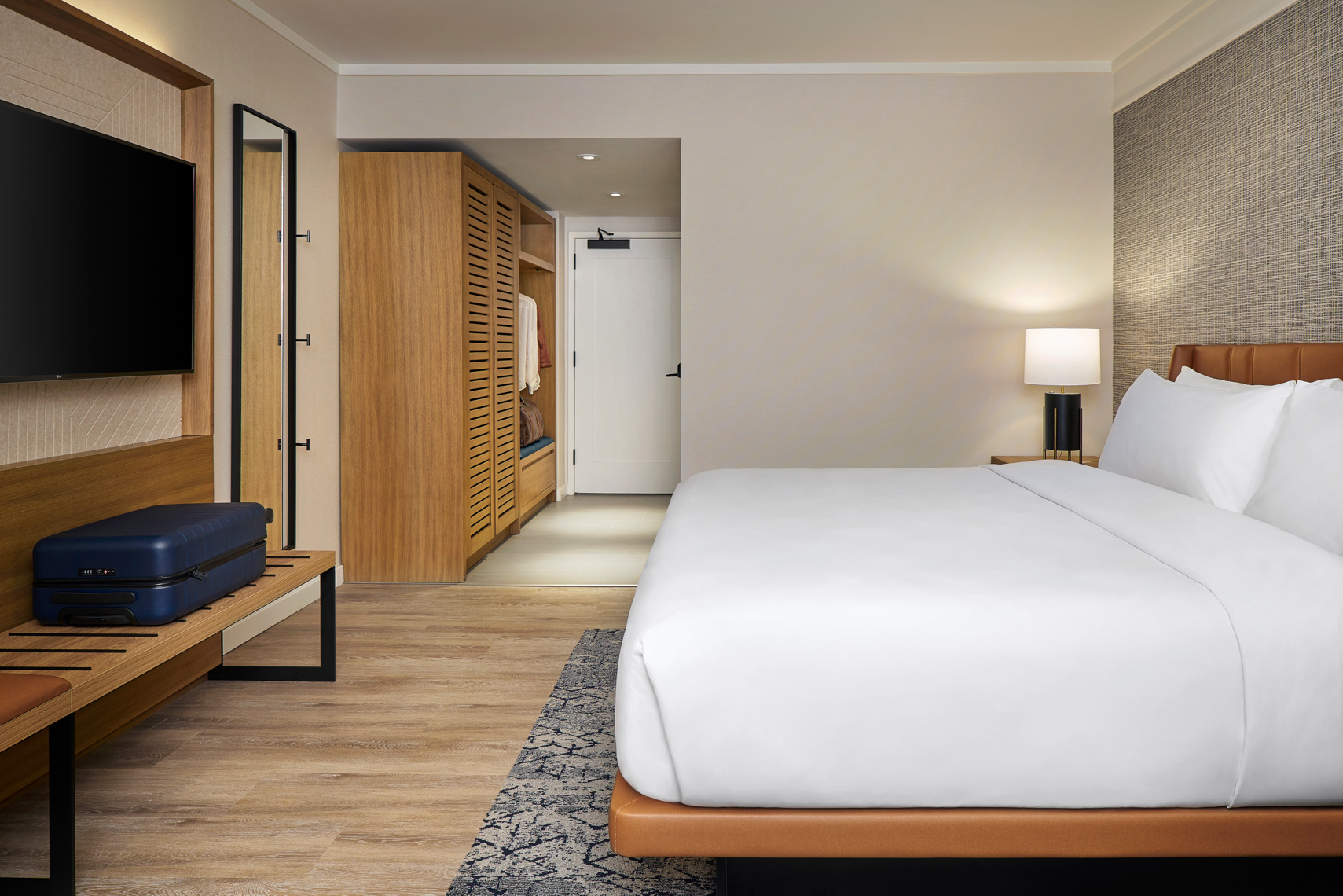 Sheraton Hotels - Model Bedroom Wide Reverse