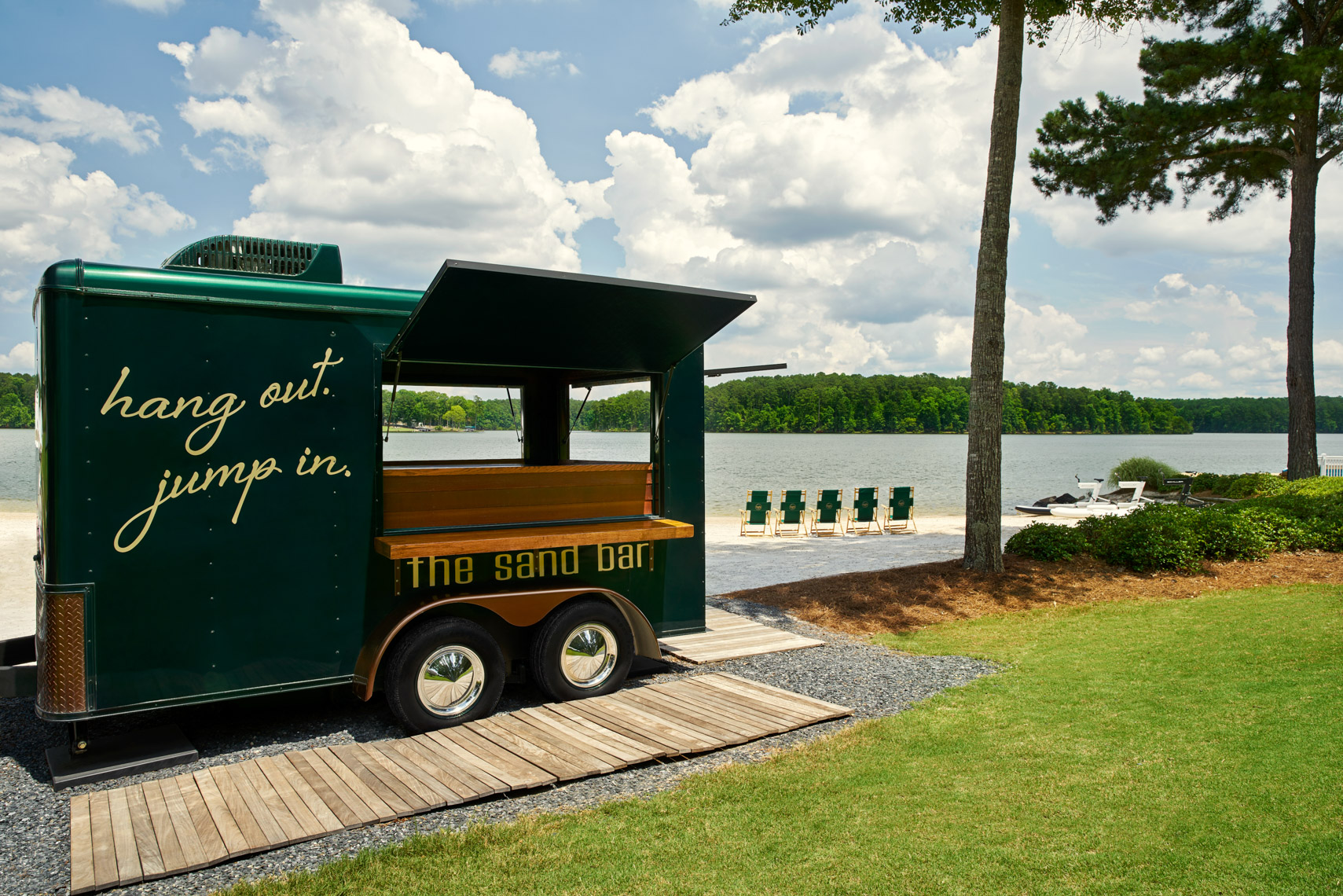 The Ritz-Carlton Reynolds Lake Oconee - Cocktail Cart