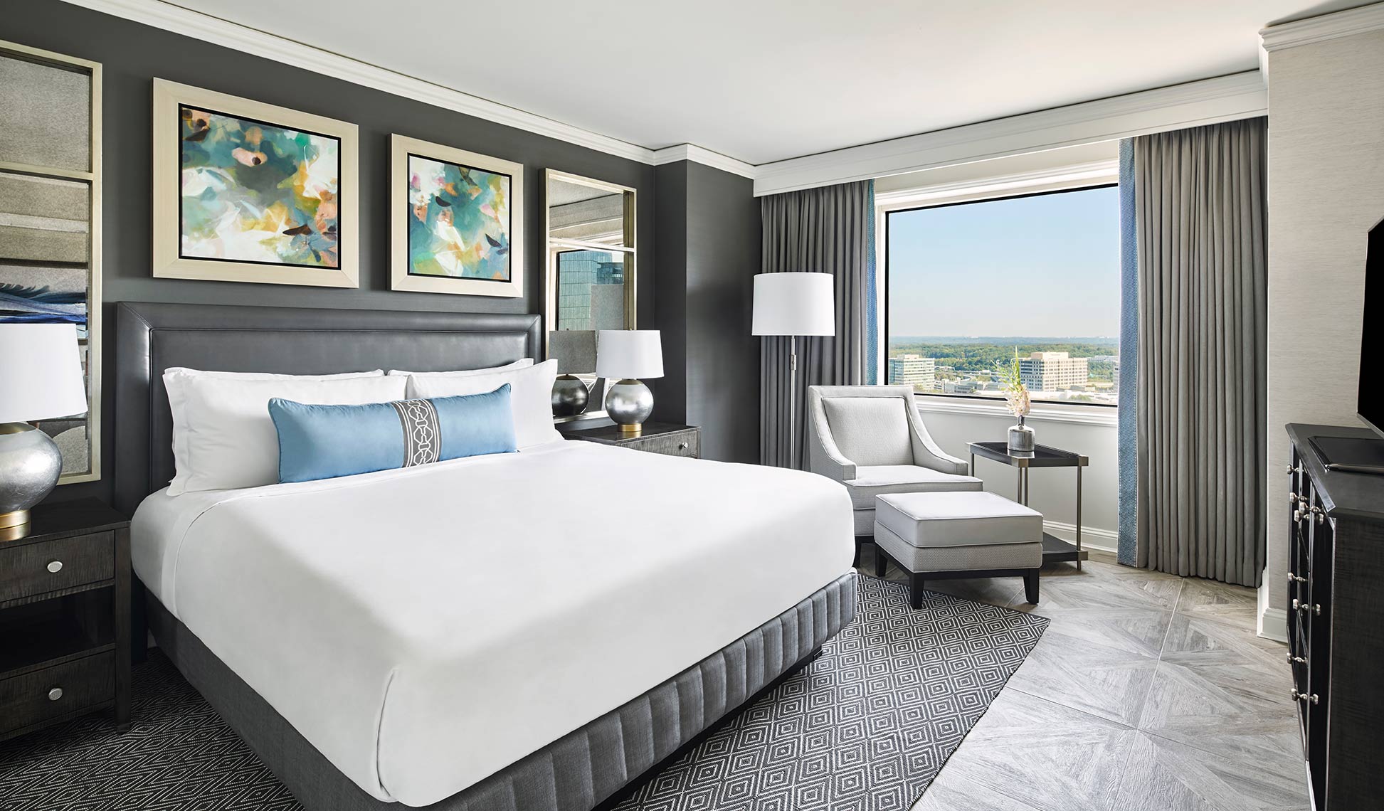 The Ritz-Carlton Tysons - Executive Suite Bedroom