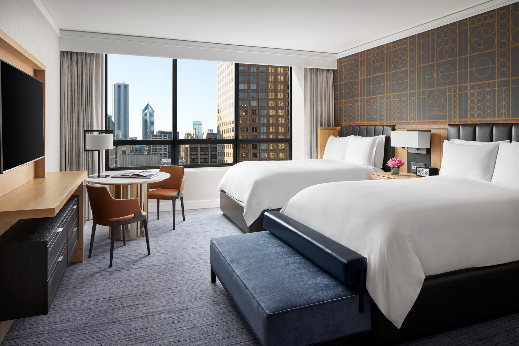 Ritz-Carlton Chicago - Double Bedroom City View