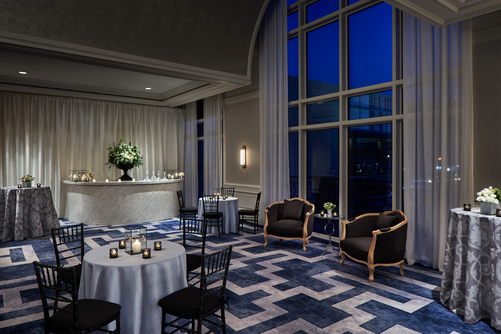 HOTELS-Spaces63-Ritz-Carlton-Pentagon-City3