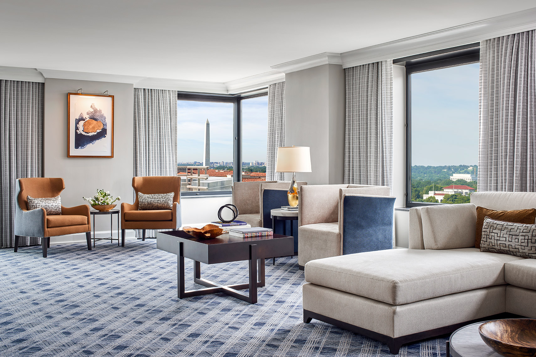 JW Marriott Hotel - Washington / Jefferson Suite Living Room