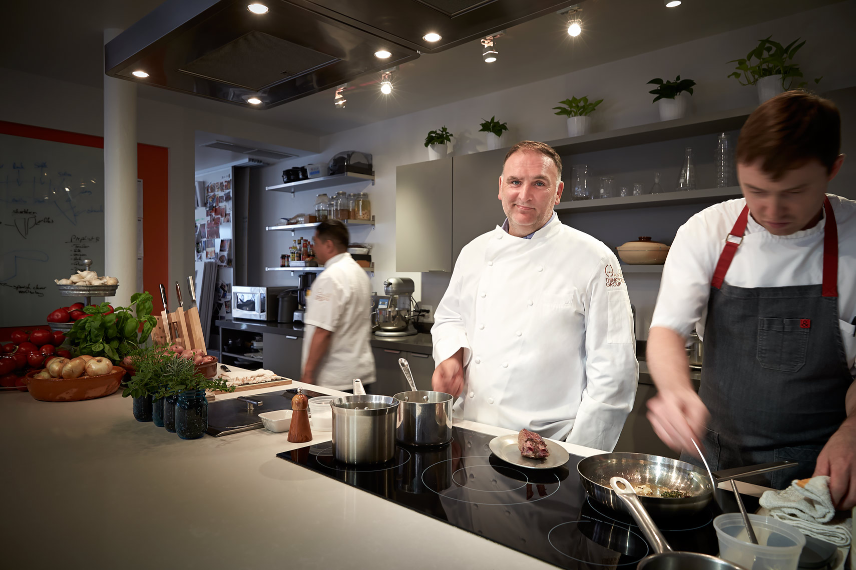 REST-Chefs3-Jose-Andres-in-the-Kitchen